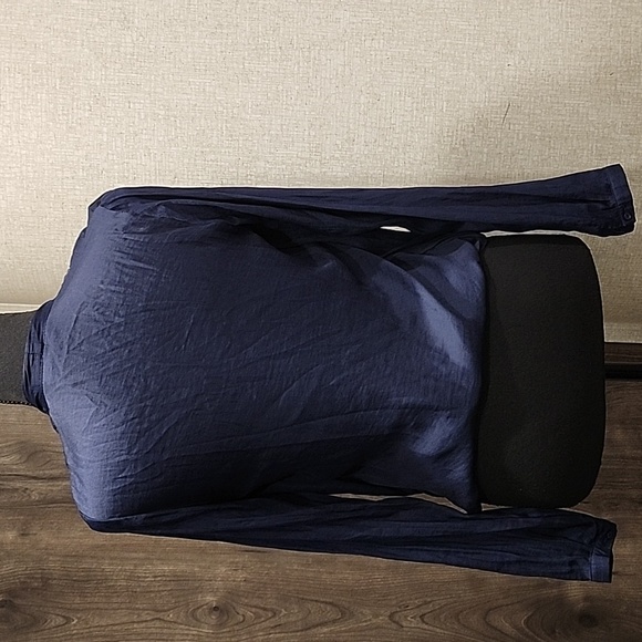 Women's Satin Wrap Top. - Picture 3 of 9